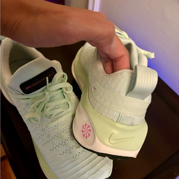 Nike NWT InfinityRN 4 air 7.5 Vapor Green - Picture 11 of 14